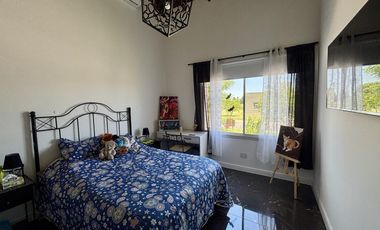 VENTA CASA SAN SEBASTIAN AREA 2 - 4 AMBIENTES