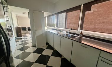 Departamento en venta 4 ambientes màs dependencia Las Cañitas, seguridad 24hs, cocheras