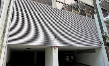 Departamento en venta 4 ambientes màs dependencia Las Cañitas, seguridad 24hs, cocheras