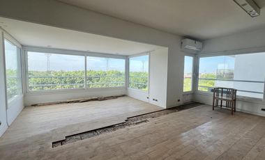 Departamento en venta 4 ambientes màs dependencia Las Cañitas, seguridad 24hs, cocheras