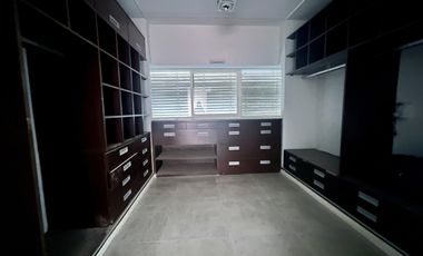 Departamento en venta 4 ambientes màs dependencia Las Cañitas, seguridad 24hs, cocheras
