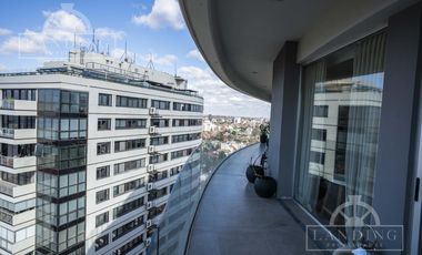 Departamento con increibles vistas al río en piso 15