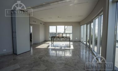 Departamento con increibles vistas al río en piso 15