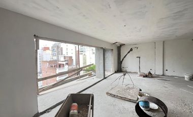 Venta Piso Con Terraza Privada, Lanús, 160M2.