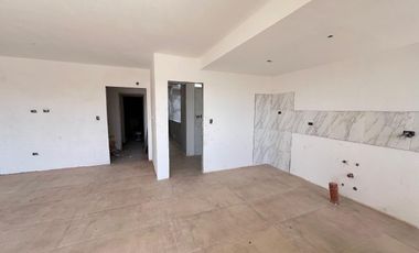 Venta Piso Con Terraza Privada, Lanús, 160M2.