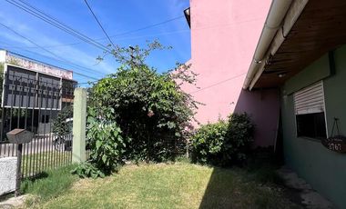 CASA DE 5 AMB VENTA EN Leon Ortiz de Rozas 3767  (remedios de escalada)