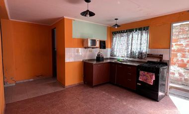 CASA DE 5 AMB VENTA EN Leon Ortiz de Rozas 3767  (remedios de escalada)