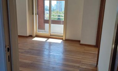 Departamento en  Av. Argentina