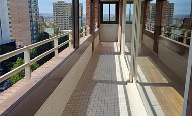 Departamento en  Av. Argentina