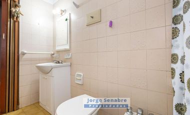 Casa Quinta en VENTA o PERMUTA - 3 amb + 2 casas - PILETA