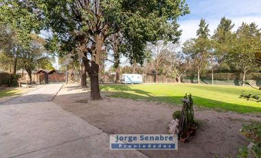 Casa Quinta en VENTA o PERMUTA - 3 amb + 2 casas - PILETA