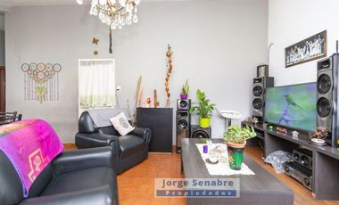 Casa Quinta en VENTA o PERMUTA - 3 amb + 2 casas - PILETA
