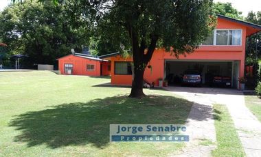 Casa Quinta en VENTA o PERMUTA - 3 amb + 2 casas - PILETA