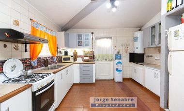 Casa Quinta en VENTA o PERMUTA - 3 amb + 2 casas - PILETA