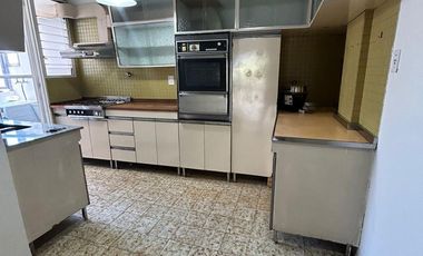 Precioso y amplio 3 ambientes + dependencia en Incas entre 14 de Julio y Heredia