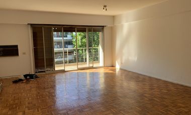 Precioso y amplio 3 ambientes + dependencia en Incas entre 14 de Julio y Heredia