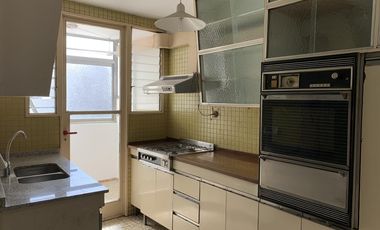 Precioso y amplio 3 ambientes + dependencia en Incas entre 14 de Julio y Heredia