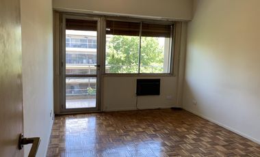 Precioso y amplio 3 ambientes + dependencia en Incas entre 14 de Julio y Heredia