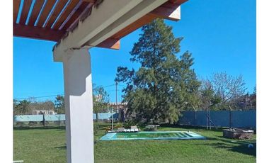 Casa a terminar en venta - 2 Dormitorios 2 Baños - 2.000Mts2 - Los Ombúes, Florencio Varela