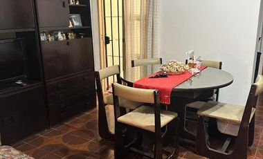 Venta PH 4 Amb. en 2 Ptas. en Ramos Mejía  - Muy Buen Estado  C/2 patios