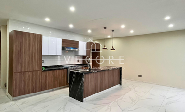 CASA EN VENTA EN GALARZA, CAPITAL NORTE, ZAPOPAN
