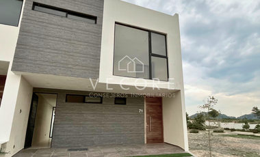 CASA EN VENTA EN GALARZA, CAPITAL NORTE, ZAPOPAN