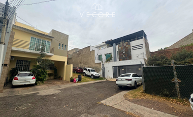 CASA EN VENTA EN FRACCIONAMIENTO REVOLUCION, SAN PEDRO TLAQUEPAQUE