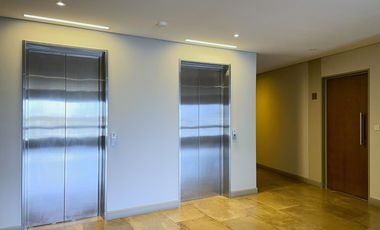 Departamento 2 ambientes en  Venta en STAR TOWER OLIVOS con COCHERA y BAULERA