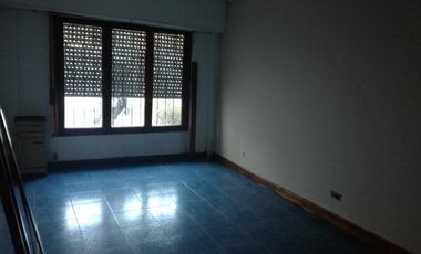 Casa en  Ortiz de Zarate y Vignolo