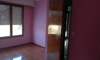 Casa en  Ortiz de Zarate y Vignolo