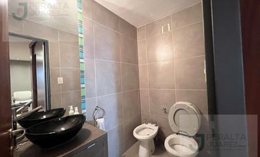 Amplia Oficina en Venta Vista al Frente Ed. Firenze