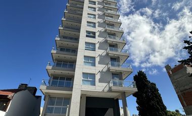 Venta departamento 2 ambientes a estrenar con balcón en Berazategui
