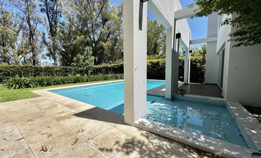 Casa de 7 Ambientes en Venta en La Reserva Cardales