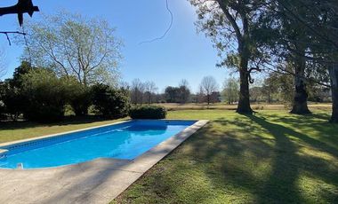 Alquiler casa en Club de Campo Los Pingüinos Ituzaingó