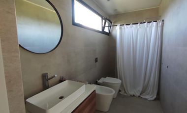 Casa en Puerto Roldan