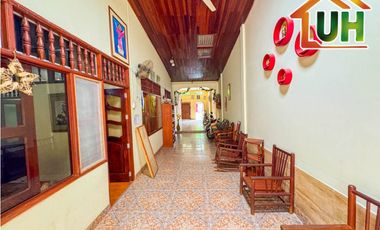 00642 - VENTA CASA PUCALLPA + 03 MINIDEPARTAMENTOS - A.C 390 M2