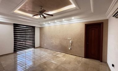 Residencia en renta Bugambilias 1era Sección