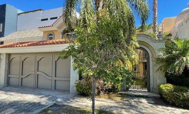 Residencia en renta Bugambilias 1era Sección
