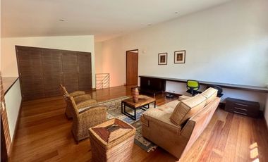 Casa sector EL TESORO con VISTA a la ciudad