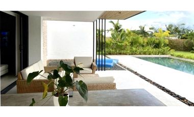 Casa campestre en condominio para la venta en Cerritos,Pereira!