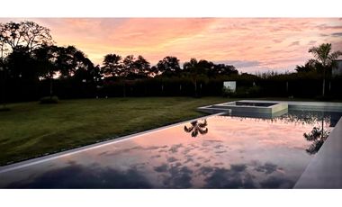 Casa campestre en condominio para la venta en Cerritos,Pereira!