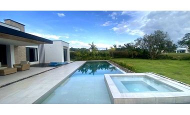 Casa campestre en condominio para la venta en Cerritos,Pereira!