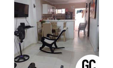 Se vende casa 2 pisos- Barrio los almendros - Soledad
