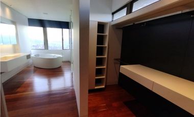 Apartamento en Arriendo Amoblado en Medellín sector Altos del Poblado