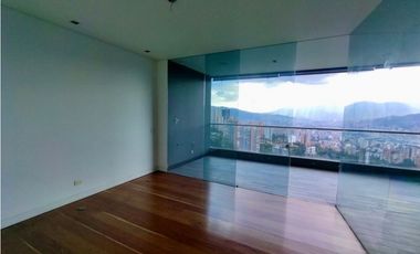 Apartamento en Arriendo Amoblado en Medellín sector Altos del Poblado