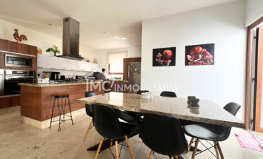 Casa en Jurica en una sola planta