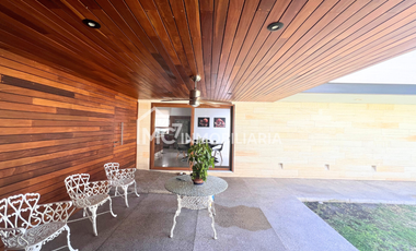 Casa en Jurica en una sola planta