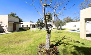 Casa en Jurica en una sola planta