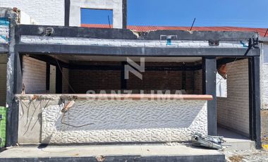 Blvd. López Mateos Pte.: Terreno con construcción para adecuar  a tu gusto.