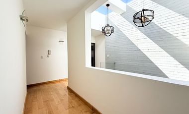 Casa completamente Remodelada en La Herradura - Doble Seguridad